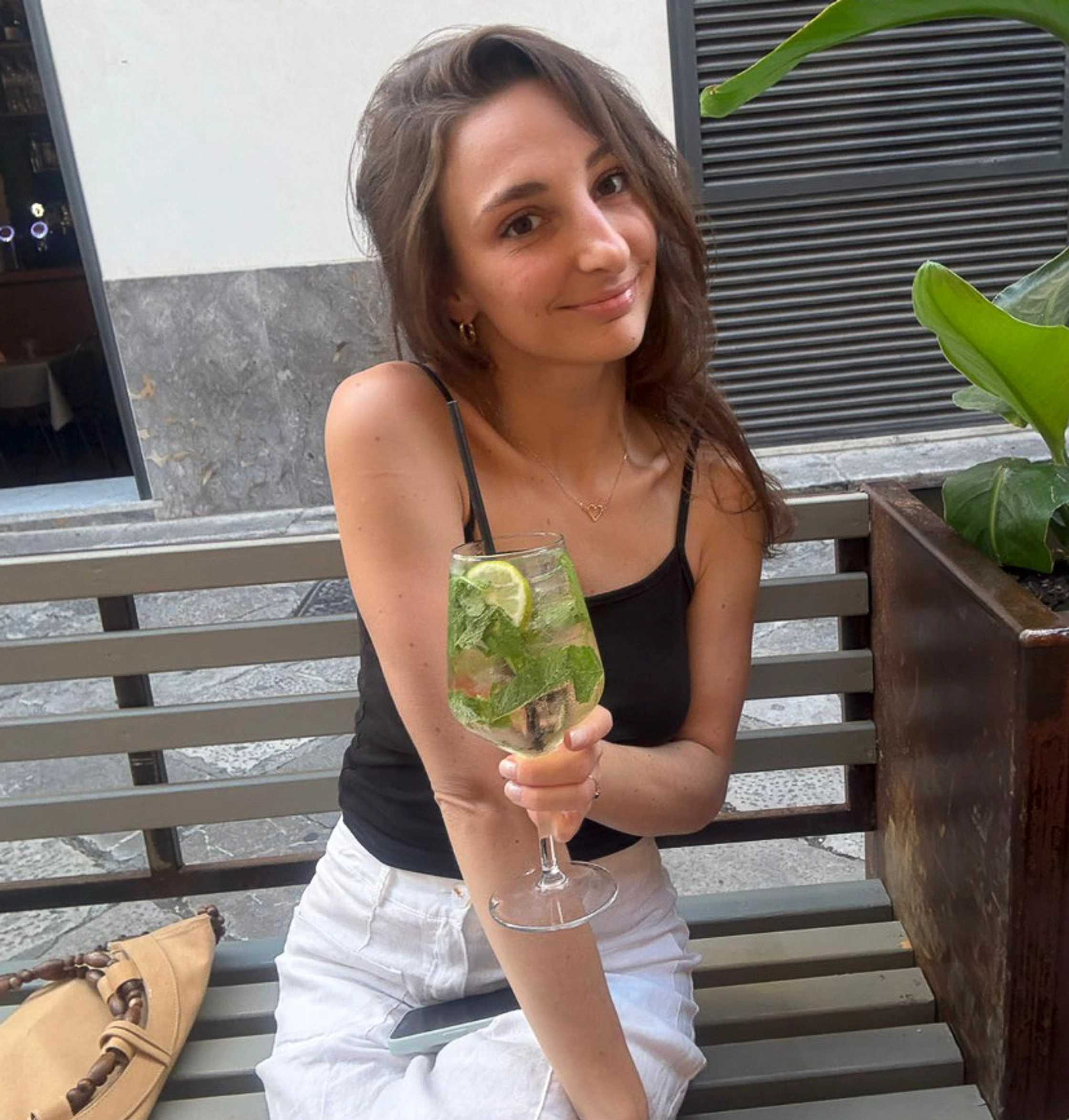 DOMINIKA