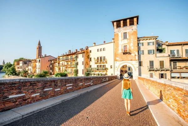 Photoshoot at Piazza delle Erbe, Verona